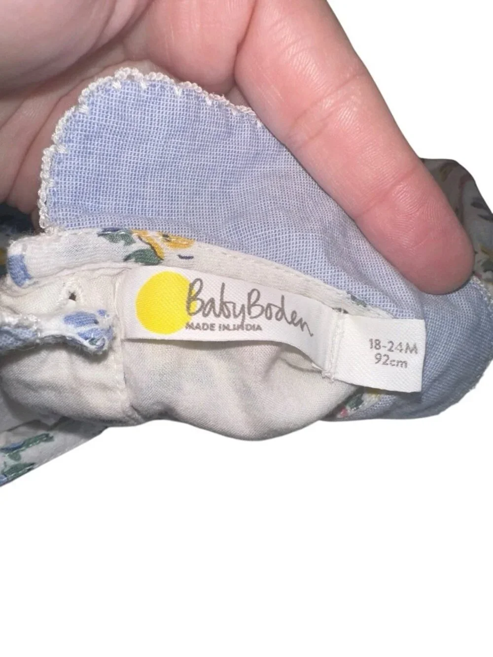Baby Boden Infant Girls Sleeveless Smocked Bubble Romper  Sz 18-24M White Floral